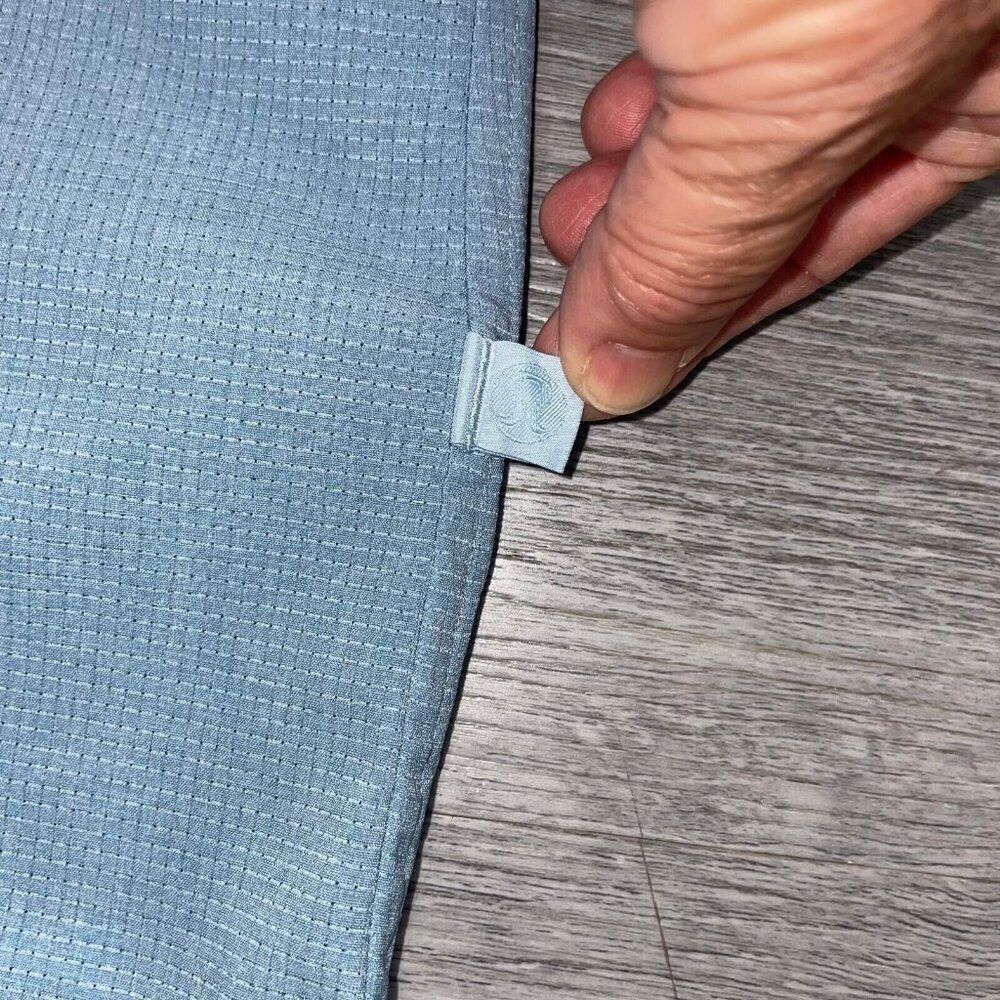 Lululemon Polo Shirt Men’s Small ? Short Sleeve Button Up Blue Collared Stretch - Picture 3 of 7